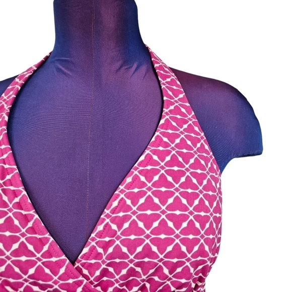 Lands' End Pink Geometric Halter Tankini Swimsuit Top Size 8 Women's - Picture 2 of 7